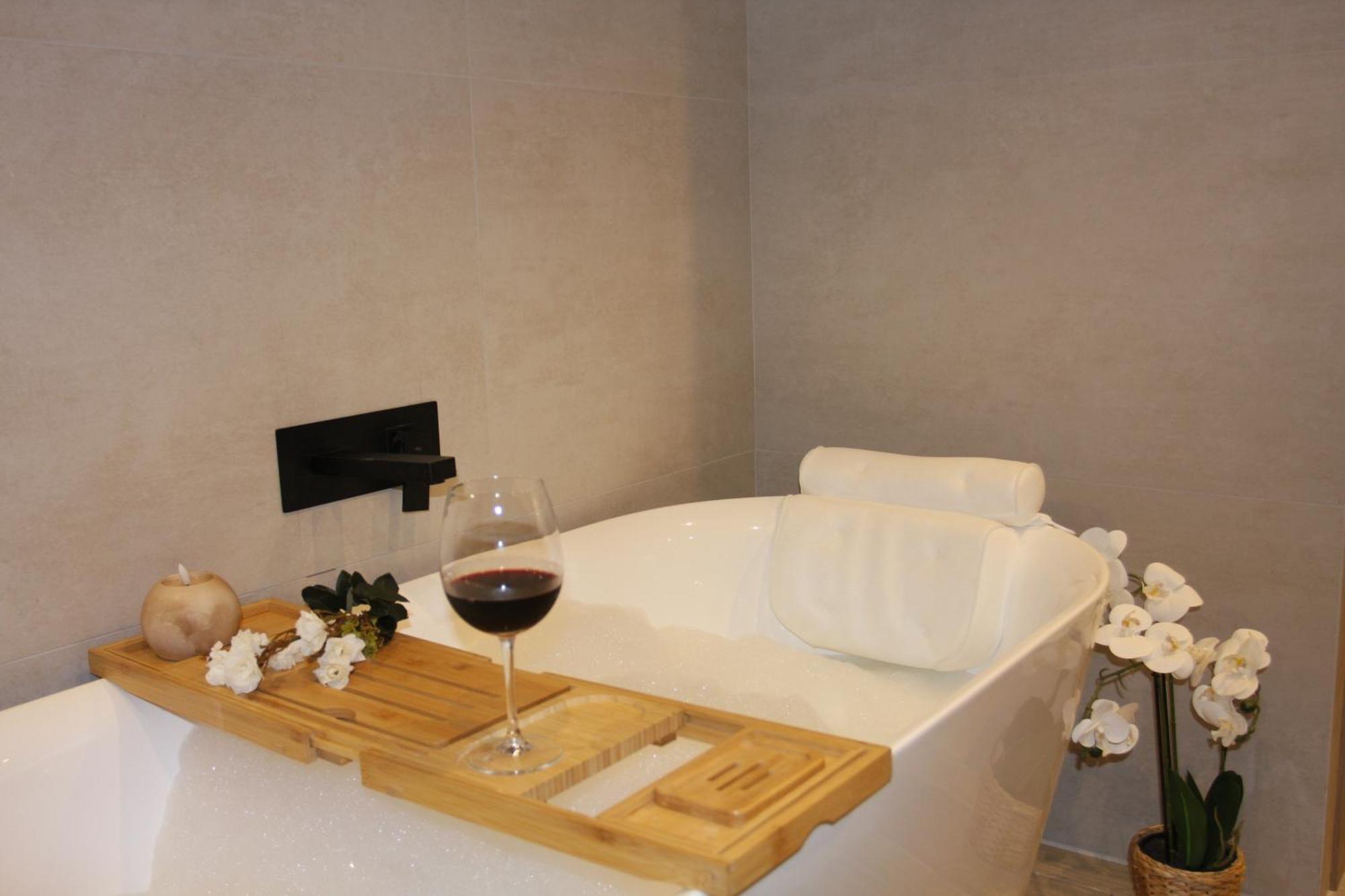 Apartamentos La Herradura Toneles Haro Dış mekan fotoğraf